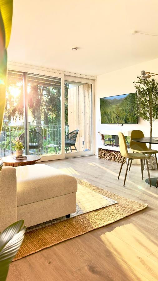 Flair Apartments Vorarlberg - Stilvolles Wohnen Nahe Bodensee & Alpen - Kueche, Balkon & Gratis Parkplatz Bregenz Bagian luar foto