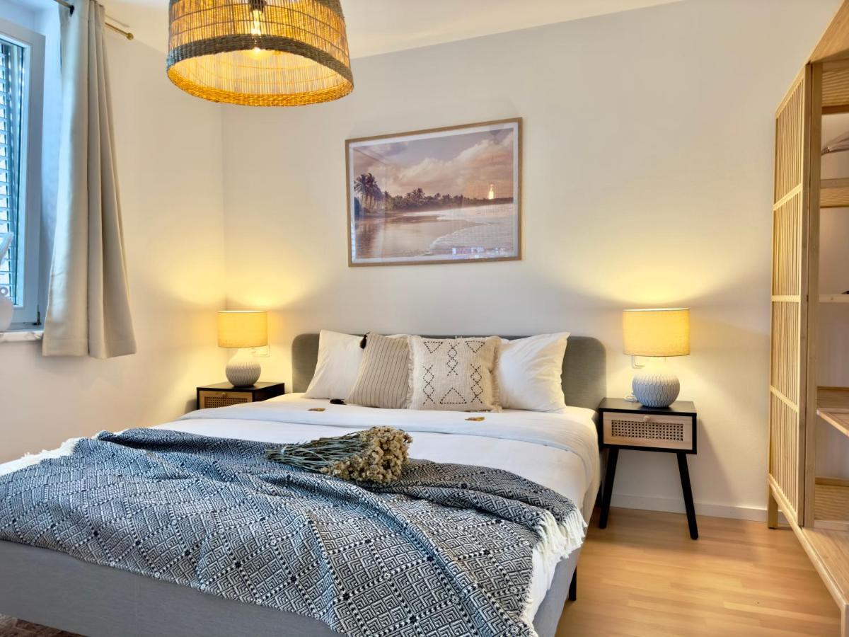 Flair Apartments Vorarlberg - Stilvolles Wohnen Nahe Bodensee & Alpen - Kueche, Balkon & Gratis Parkplatz Bregenz Bagian luar foto
