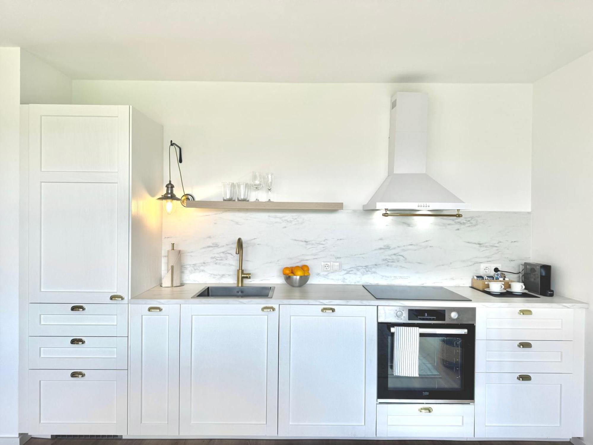 Flair Apartments Vorarlberg - Stilvolles Wohnen Nahe Bodensee & Alpen - Kueche, Balkon & Gratis Parkplatz Bregenz Bagian luar foto